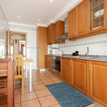 House Bay Apartment *